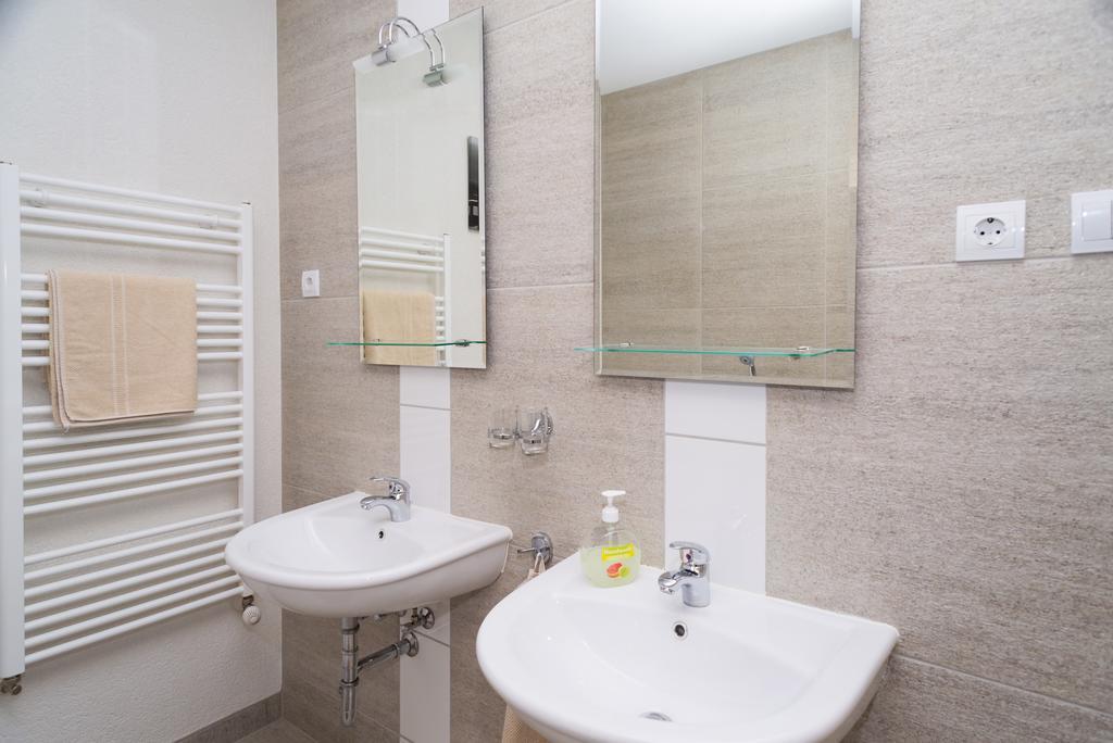 Hévíz Andi Apartman מראה חיצוני תמונה